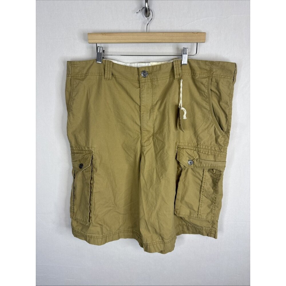 True Nation Shorts Mens 44 Broken In Cargo Flap Pocket Casual Tan Khaki NWT